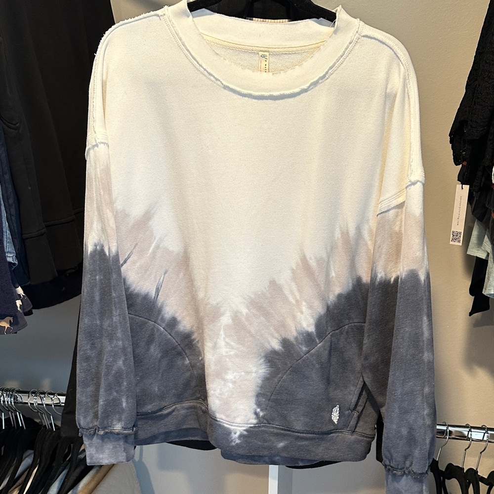 FP MOVEMENT by Free People Cream and Gray Tie-Dye Sweatshirt